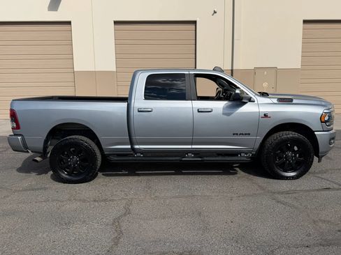 Used 2022 RAM 2500 Big Horn w/ Night Edition AWD/4WD image 6