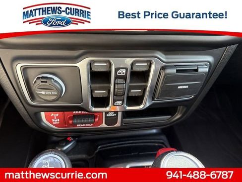 Used 2022 Jeep Gladiator Mojave w/ Trailer Tow Package AWD/4WD image 23