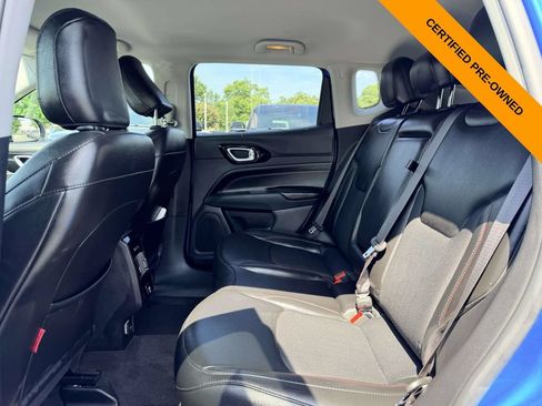 Certified 2022 Jeep Compass Trailhawk AWD/4WD image 12