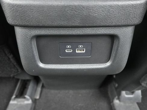 Used 2023 Nissan Pathfinder SL w/ SL Premium Package AWD/4WD image 13