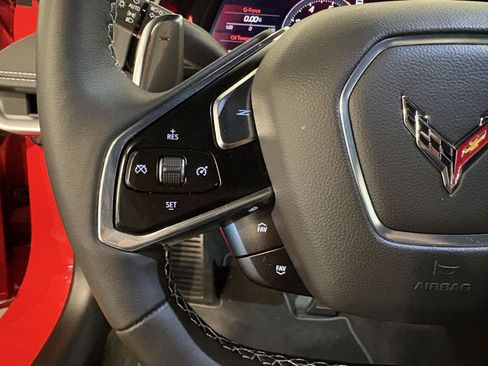 Used 2022 Chevrolet Corvette Stingray Preferred Cpe w/ Z51 Performance Package RWD image 20