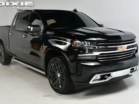 Used 2019 Chevrolet Silverado 1500 High Country w/ High Country Premium Package image 1