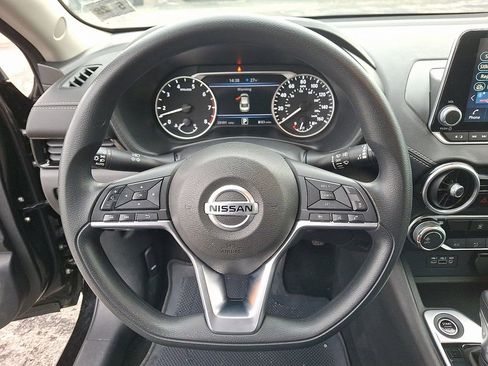 Used 2023 Nissan Sentra SV image 19