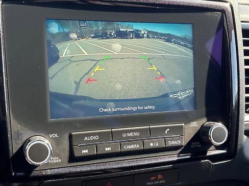 Used 2022 Nissan Frontier SV image 12