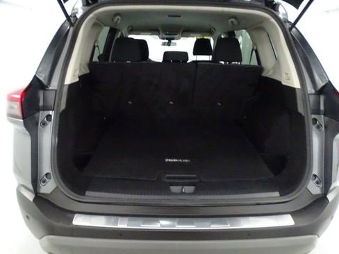 Used 2023 Nissan Rogue SV AWD/4WD image 20
