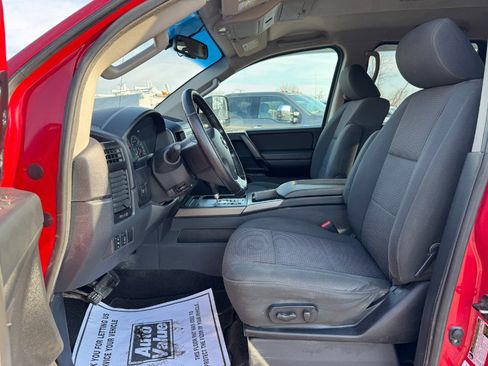Used 2012 Nissan Titan SV image 15