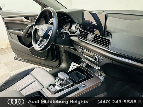 Certified 2023 Audi Q5 2.0T Premium w/ Convenience Package AWD/4WD image 10