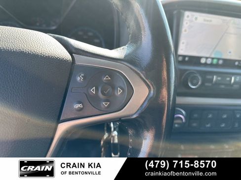 Used 2017 Chevrolet Colorado Z71 w/ Z71 Midnight Edition image 29