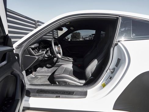 Used 2023 Porsche 911 Carrera 4 GTS w/ Premium Package image 28