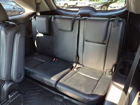 Used 2014 Toyota Highlander Limited AWD/4WD image 12