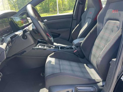Used 2024 Volkswagen GTI SE image 11
