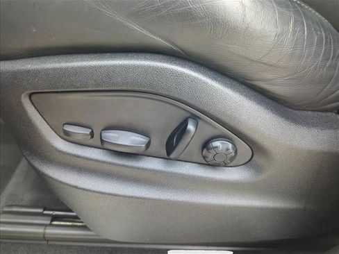 Used 2022 Porsche Cayenne Platinum Edition AWD/4WD image 26
