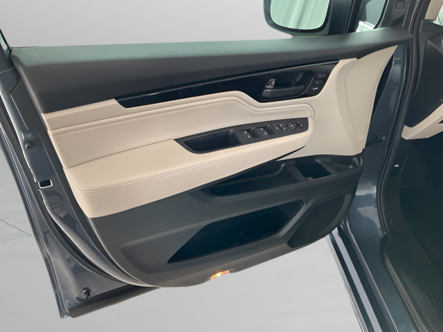 Certified 2026 Honda Odyssey Touring image 10