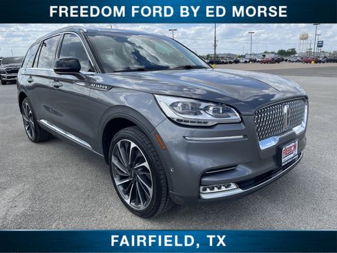 Used 2024 Lincoln Aviator Reserve w/ Equipment Group 201A AWD/4WD image 1