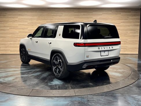 Used 2023 Rivian R1S Adventure image 15