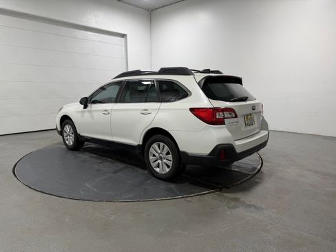 Used 2018 Subaru Outback 2.5i Premium image 21