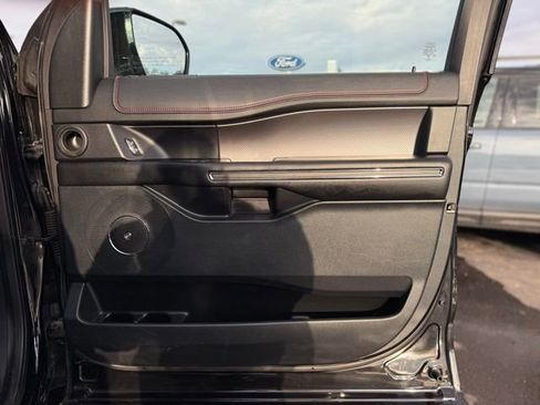 Used 2021 Ford Expedition Limited w/ Equipment Group 303A image 17