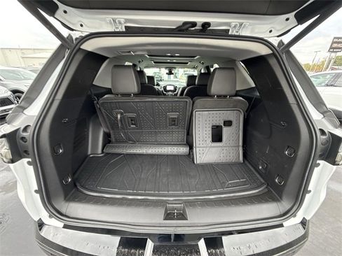 Certified 2020 Chevrolet Traverse Premier w/ Redline Edition image 27