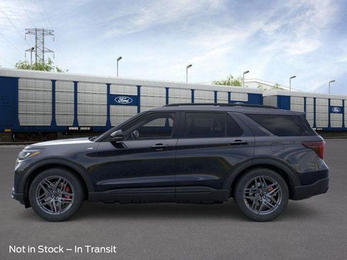 New 2026 Ford Explorer ST-Line w/ ST-Line Street Pack image 3