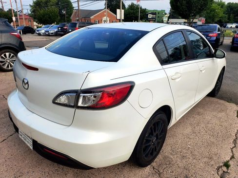 Used 2010 MAZDA MAZDA3 i Touring image 17