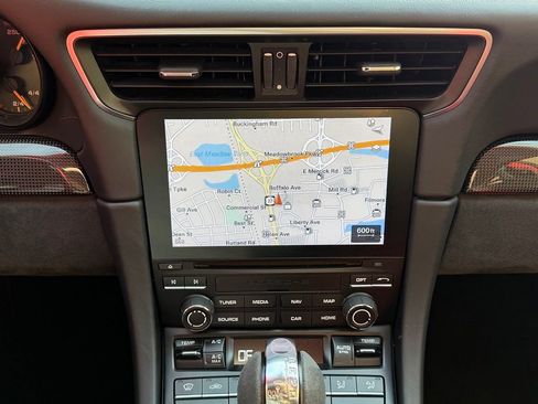 Certified 2018 Porsche 911 GT2 RS RWD image 15