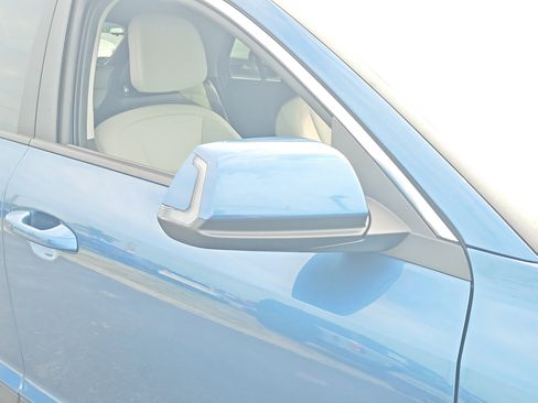 Used 2024 Kia Niro EX FWD image 9