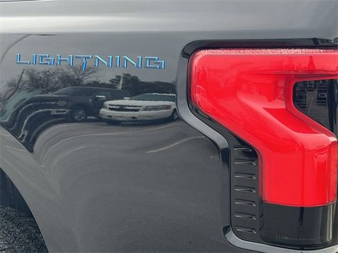 New 2025 Ford F150 Lightning XLT image 7