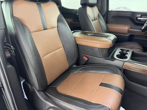 Used 2020 Chevrolet Silverado 1500 High Country w/ Technology Package image 38