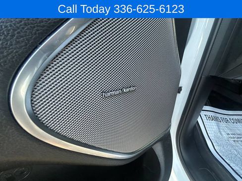 Used 2025 RAM 1500 Laramie w/ Night Edition AWD/4WD image 23