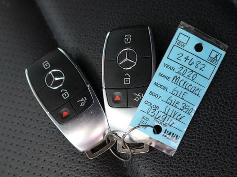 Used 2020 Mercedes-Benz GLE 350 4MATIC w/ Premium Package image 52
