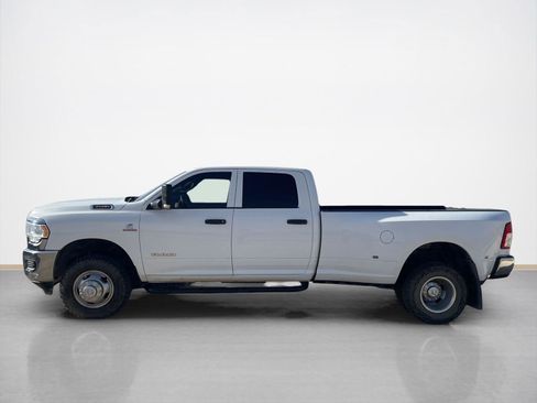 Used 2022 RAM 3500 Tradesman image 4