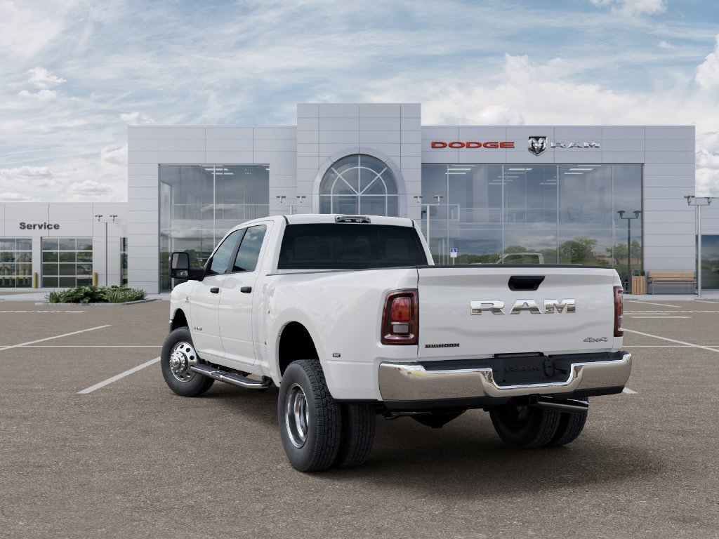 New 2027 RAM 3500 Big Horn AWD/4WD image 3
