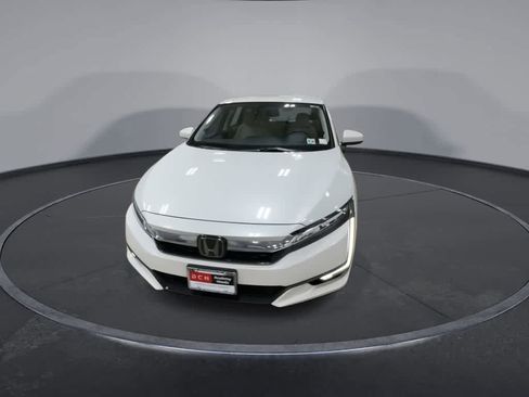 Used 2021 Honda Clarity Plug-In Hybrid image 3