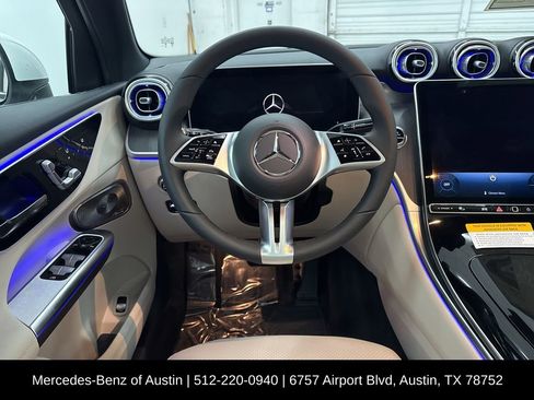 Used 2026 Mercedes-Benz GLC 300 image 19