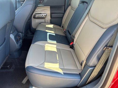 New 2026 Ford Maverick Lariat AWD/4WD image 17