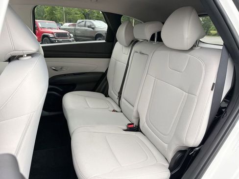 Used 2025 Hyundai Tucson SEL FWD image 23