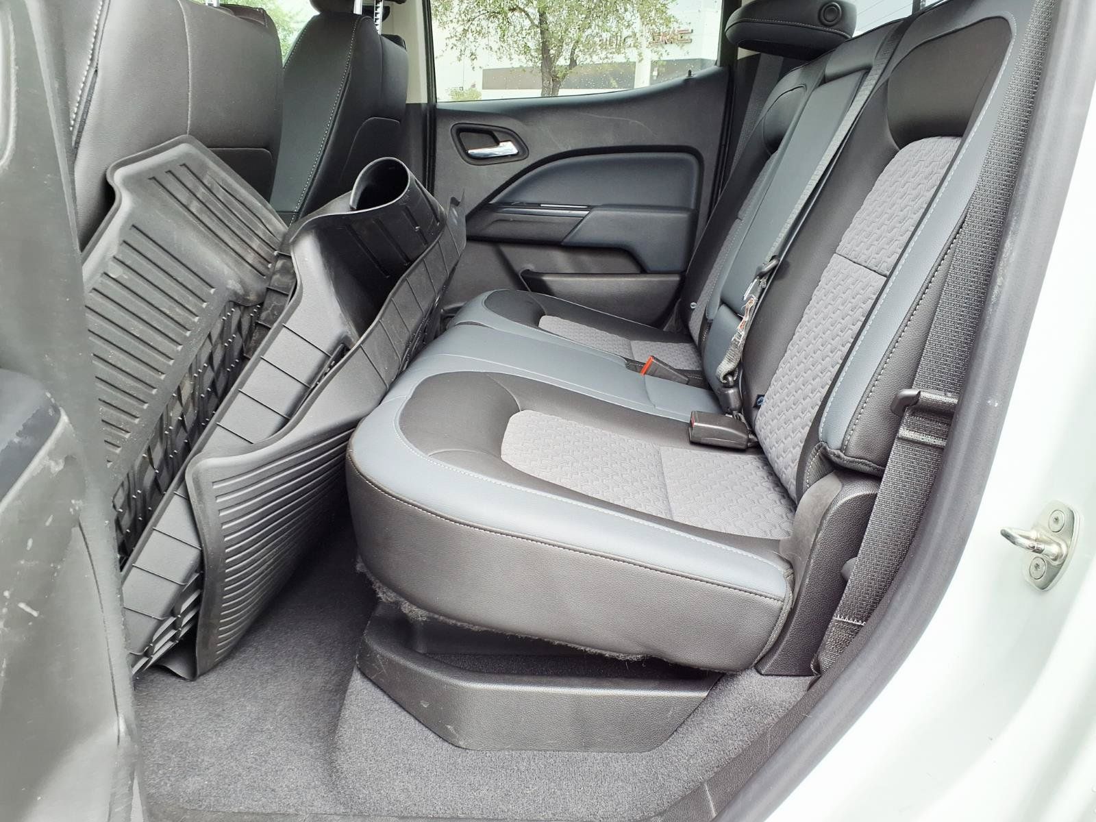 Used 2019 Chevrolet Colorado Z71 AWD/4WD image 16