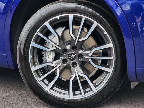 Used 2025 Maserati Grecale GT AWD/4WD image 6
