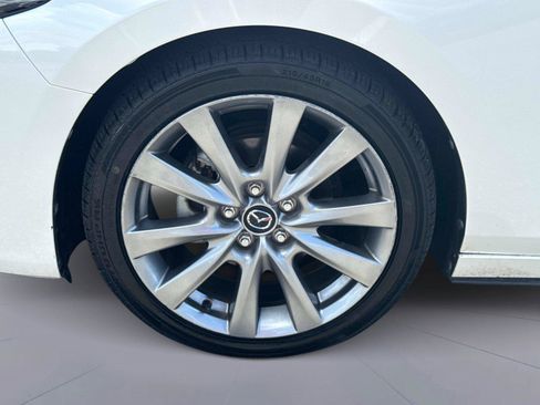 Used 2022 MAZDA MAZDA3 s FWD image 11
