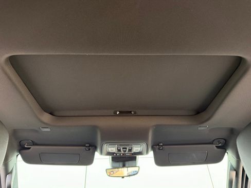 Used 2024 GMC Sierra 2500 AT4 w/ AT4 Premium Plus Package AWD/4WD image 4