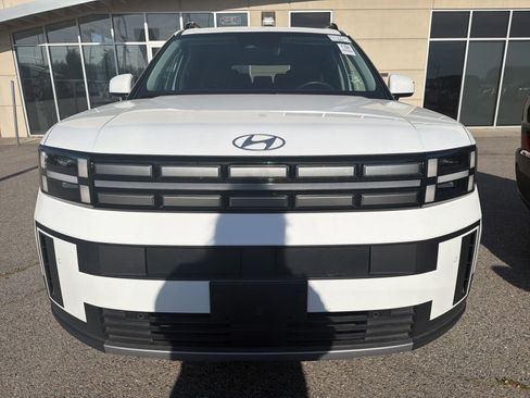 Used 2025 Hyundai Santa Fe SEL AWD/4WD image 3