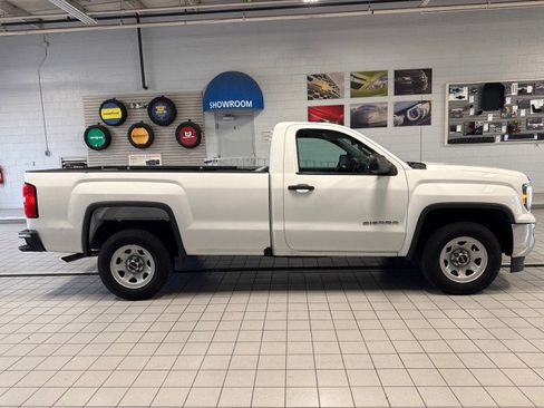 Used 2018 GMC Sierra 1500 2WD Regular Cab image 2