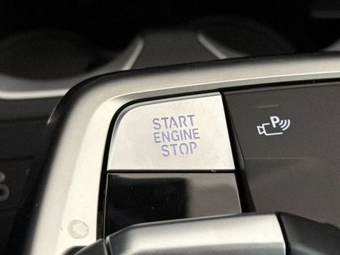 New 2026 BMW X1 xDrive28i AWD/4WD image 23