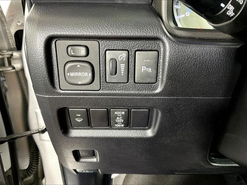 Used 2016 Toyota 4Runner Limited AWD/4WD image 36