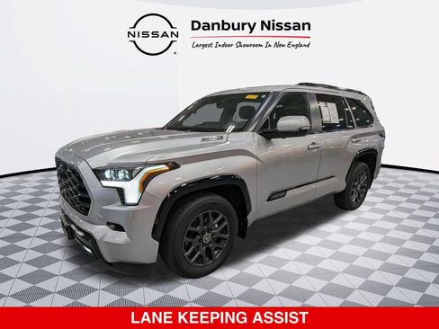 Used 2024 Toyota Sequoia Platinum AWD/4WD image 8