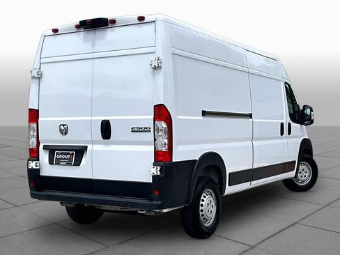 Used 2025 RAM ProMaster 2500 w/ Convenience Group FWD image 13