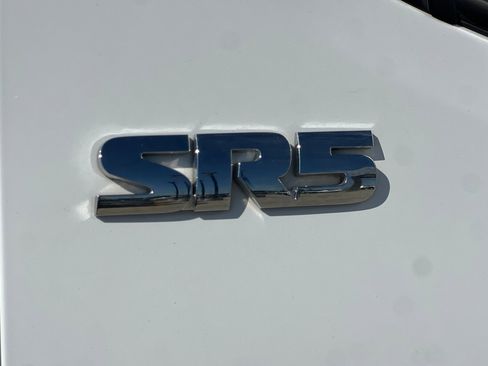 Used 2019 Toyota Tacoma SR5 image 21