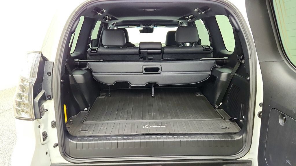 Used 2023 Lexus GX 460 Premium w/ Premium Package AWD/4WD image 23