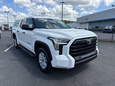 Used 2023 Toyota Tundra SR5 image 4