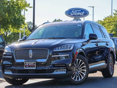 Used 2020 Lincoln Aviator Reserve w/ Elements Package Plus RWD image 2